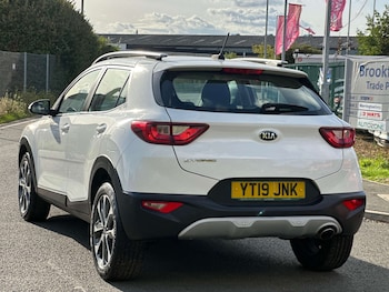 Used Kia Stonic 2019 for sale - 77437567: Photo