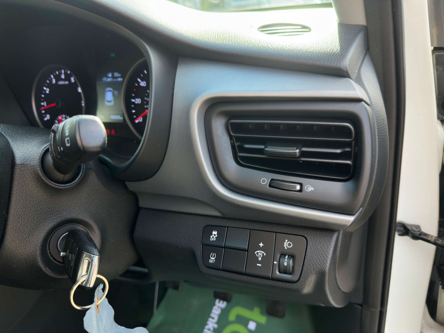 Used Kia Stonic 2019 for sale - 77437567: Photo 52