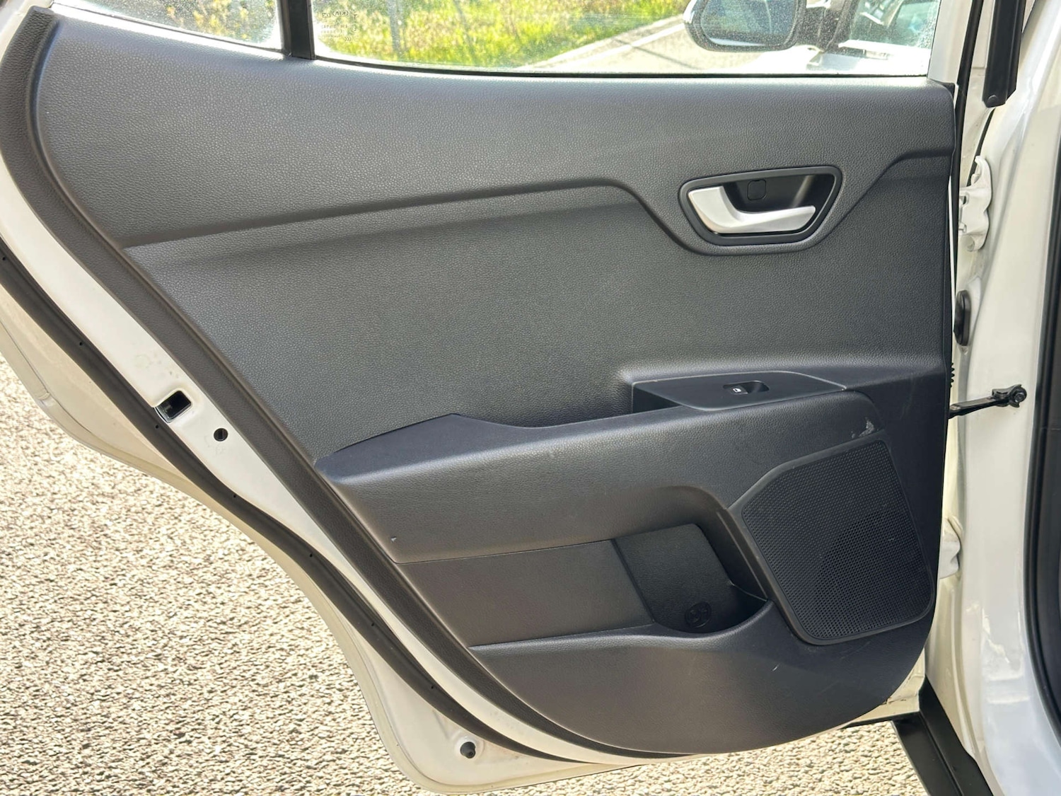 Used Kia Stonic 2019 for sale - 77437567: Photo 59