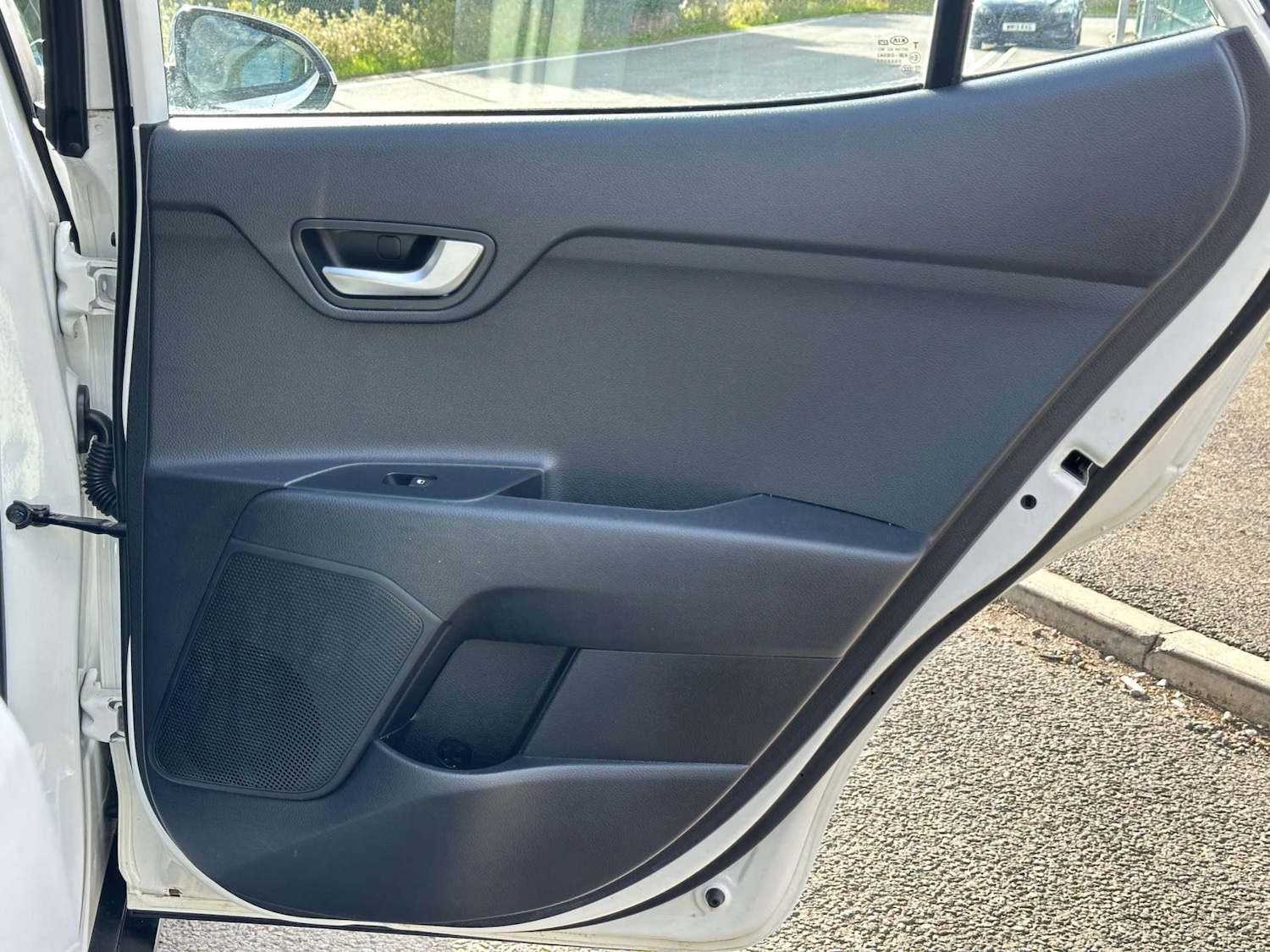 Used Kia Stonic 2019 for sale - 77437567: Photo 62