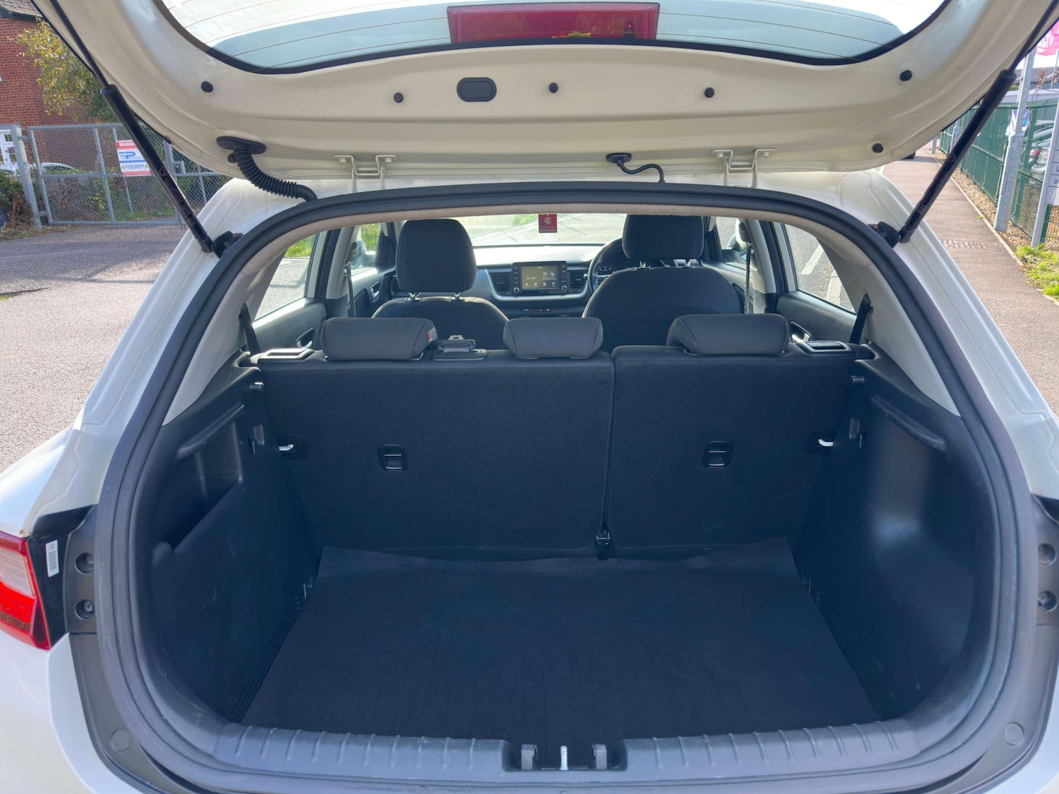 Used Kia Stonic 2019 for sale - 77437567: Photo 77