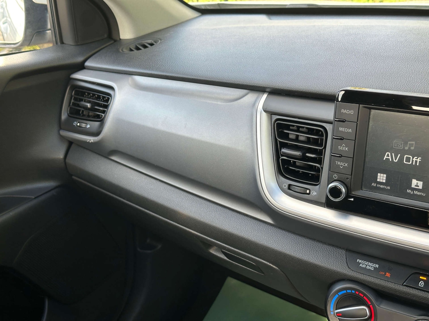 Used Kia Stonic 2019 for sale - 77437567: Photo 87