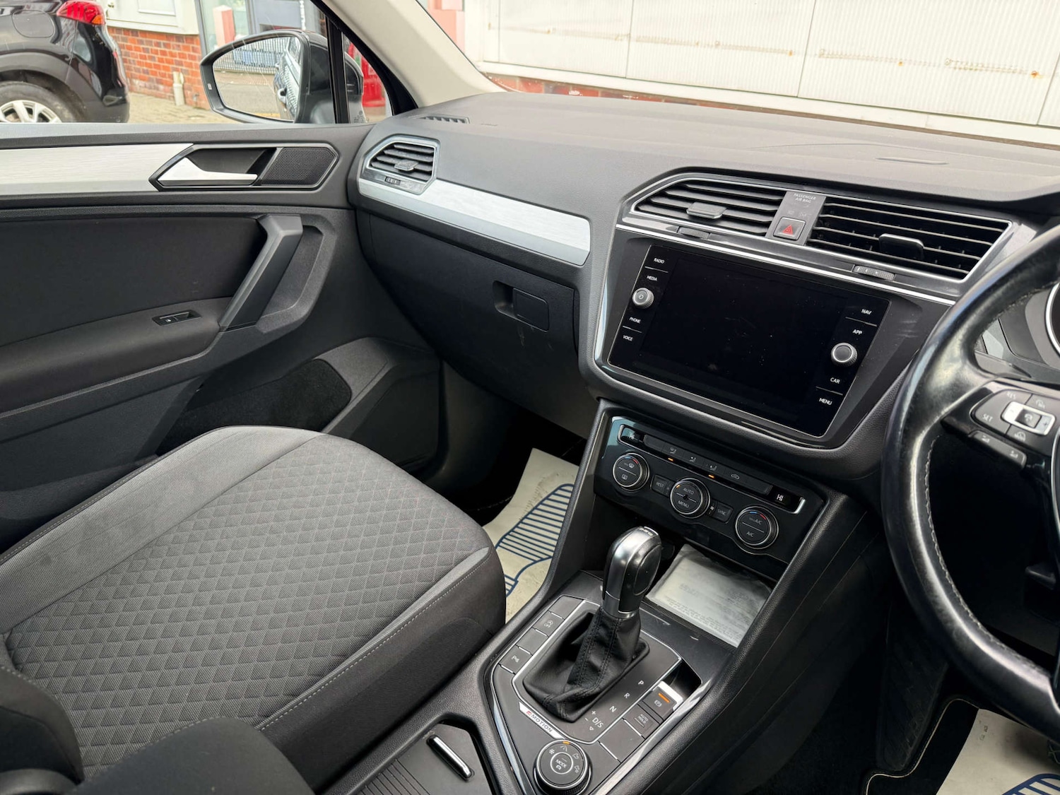 Used Volkswagen Tiguan 2018 for sale - 77437464: Photo 21