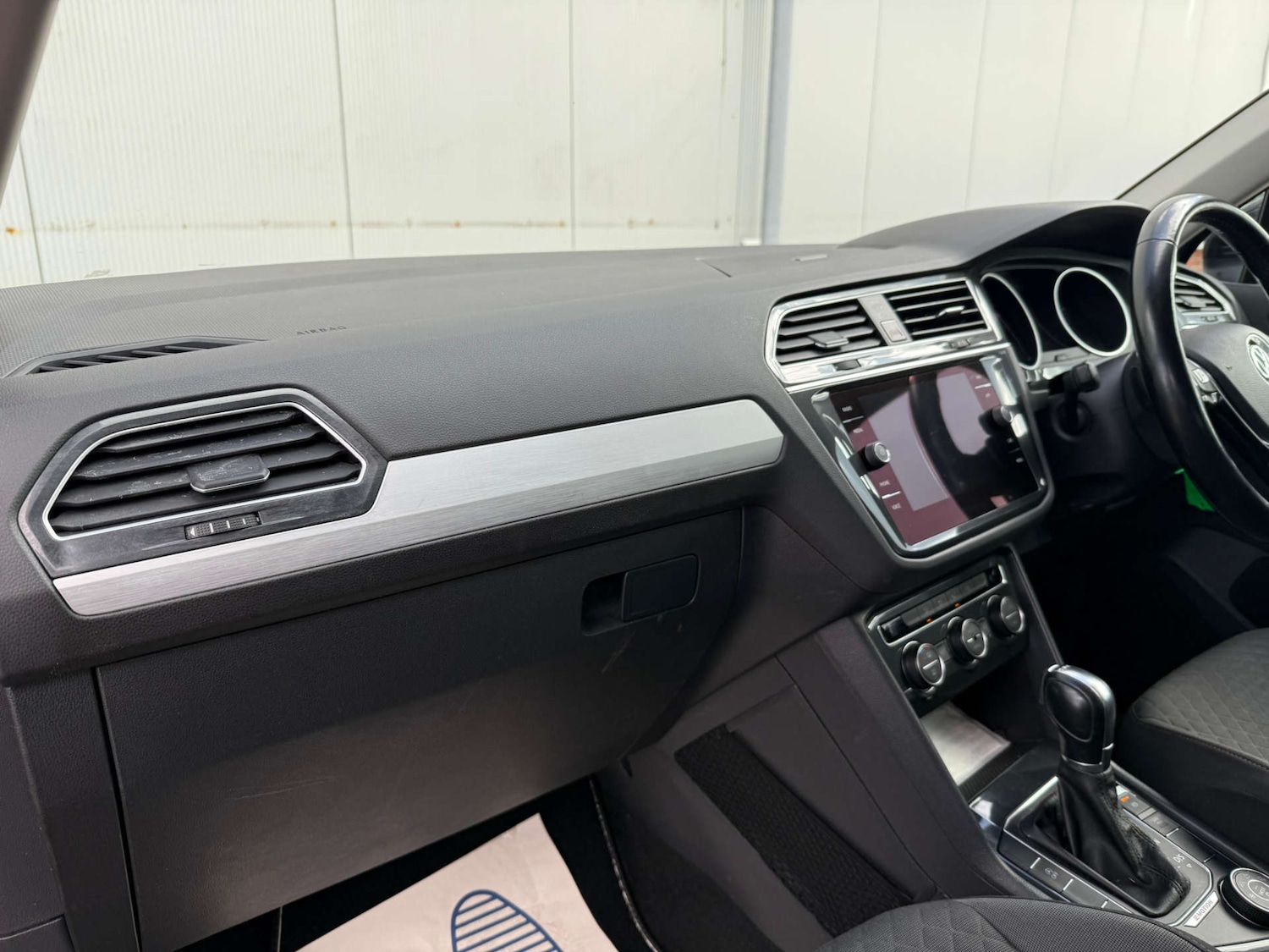Used Volkswagen Tiguan 2018 for sale - 77437464: Photo 22