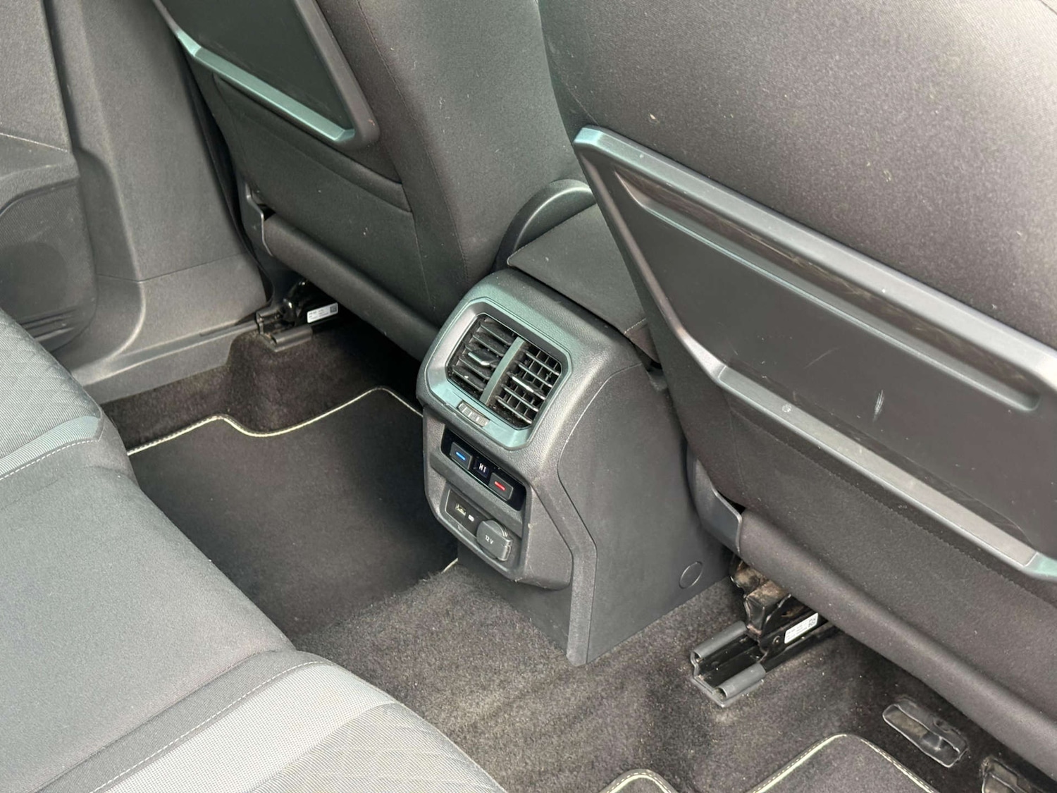 Used Volkswagen Tiguan 2018 for sale - 77437464: Photo 28