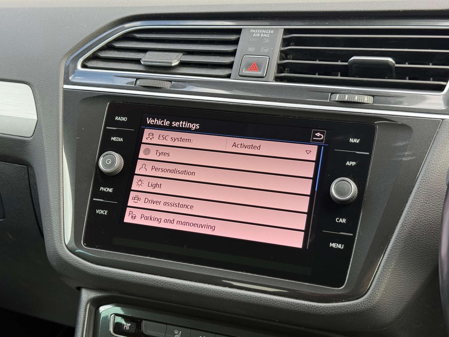 Used Volkswagen Tiguan 2018 for sale - 77437464: Photo 55