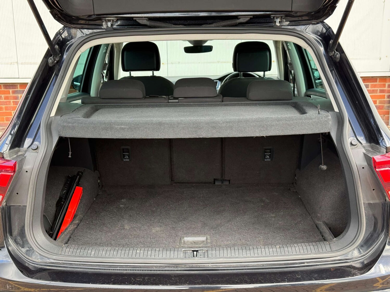 Used Volkswagen Tiguan 2018 for sale - 77437464: Photo 65