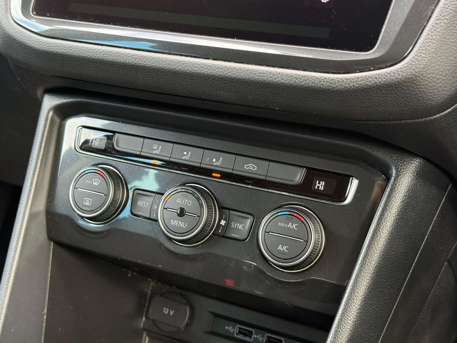 Used Volkswagen Tiguan 2018 for sale - 77437464: Photo 76