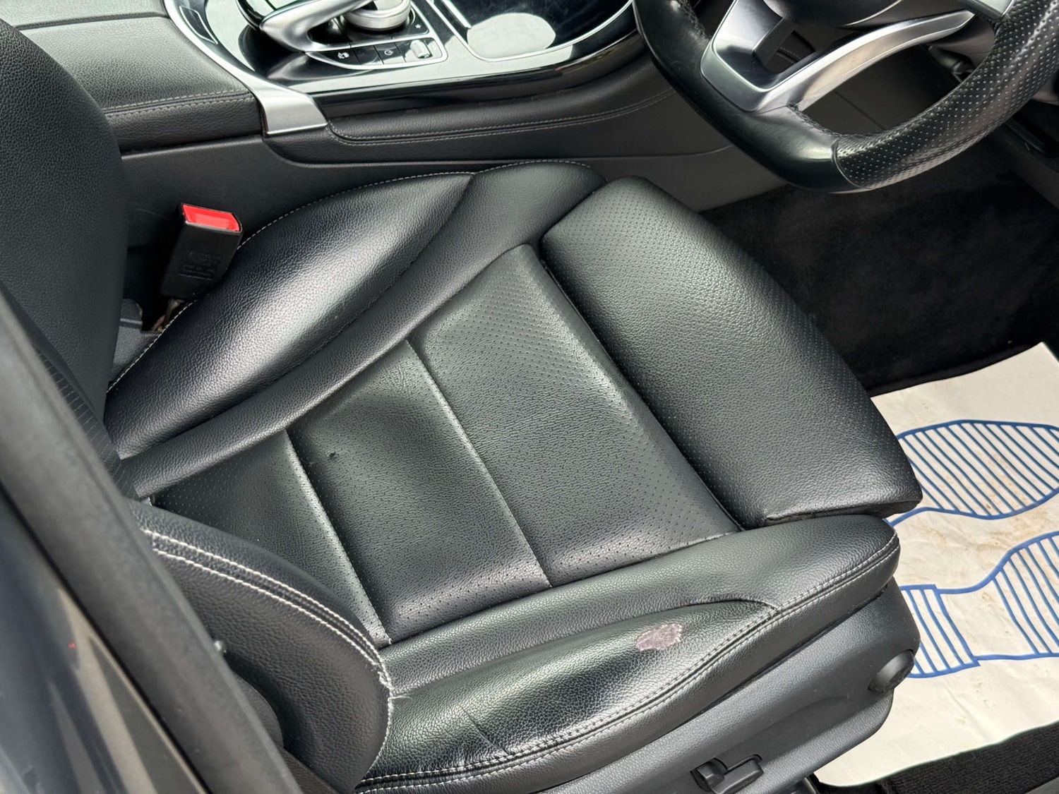 Used Mercedes-Benz GLC 2017 for sale - 77697451: Photo 30