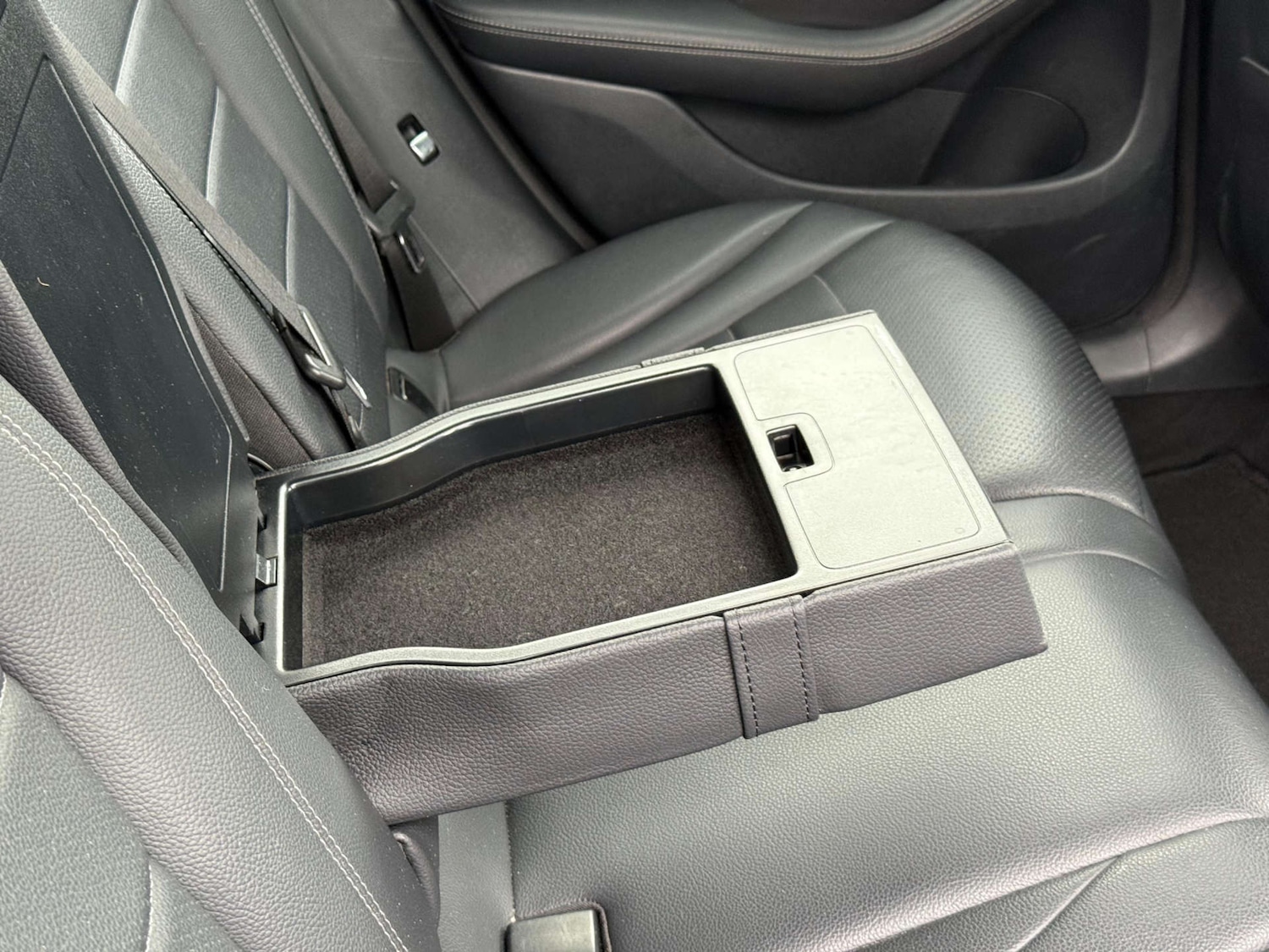 Used Mercedes-Benz GLC 2017 for sale - 77697451: Photo 34