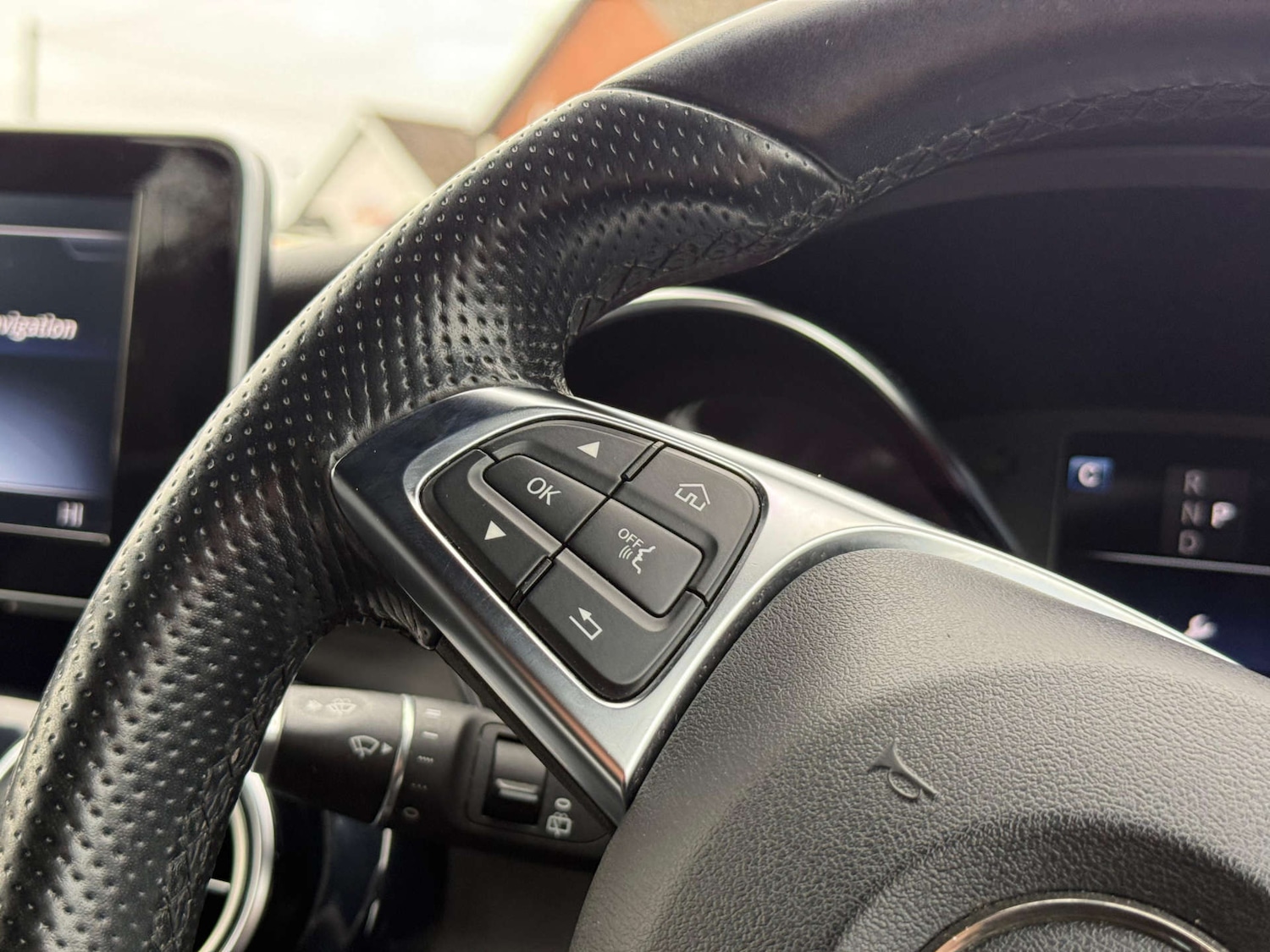 Used Mercedes-Benz GLC 2017 for sale - 77697451: Photo 46