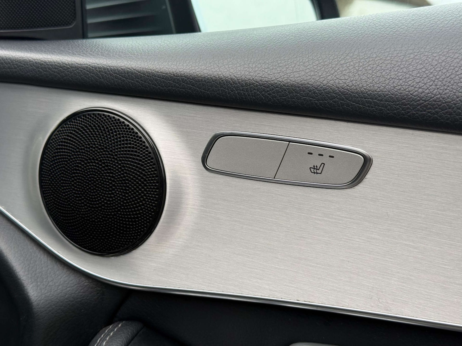 Used Mercedes-Benz GLC 2017 for sale - 77697451: Photo 53