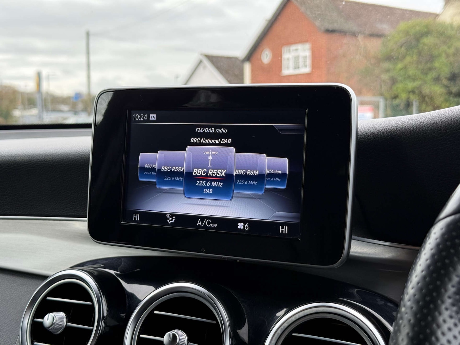 Used Mercedes-Benz GLC 2017 for sale - 77697451: Photo 71