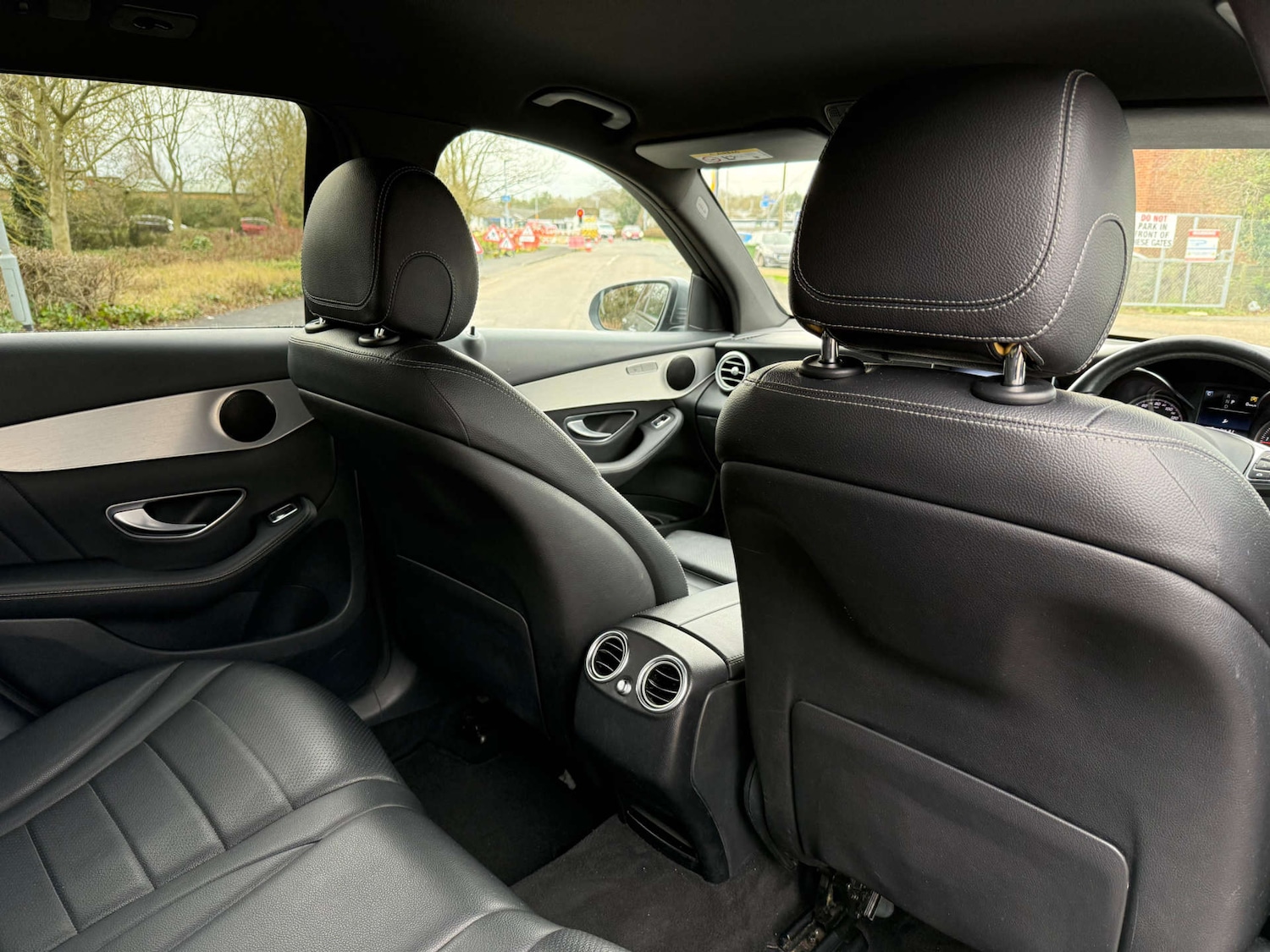 Used Mercedes-Benz GLC 2017 for sale - 77697451: Photo 92