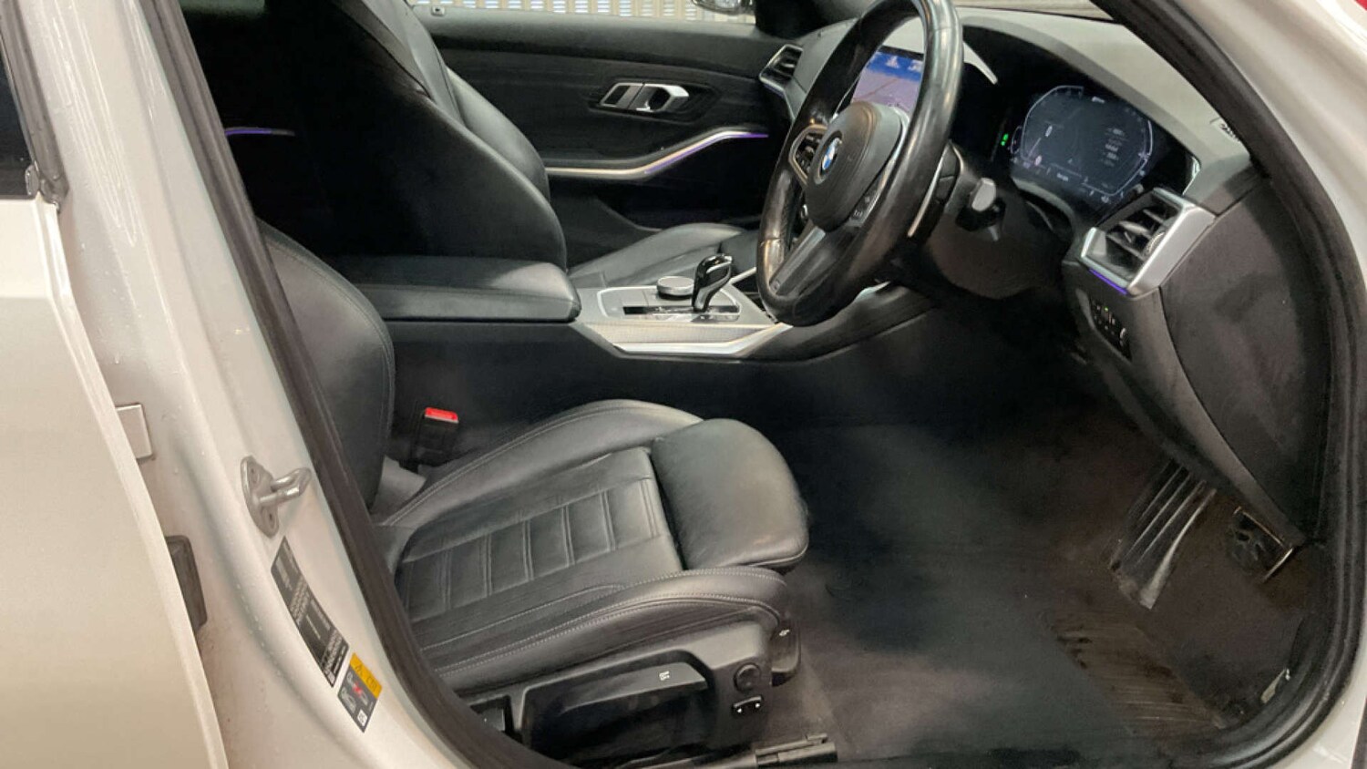 Used BMW 3 Series 2020 for sale - 77664890: Photo 9