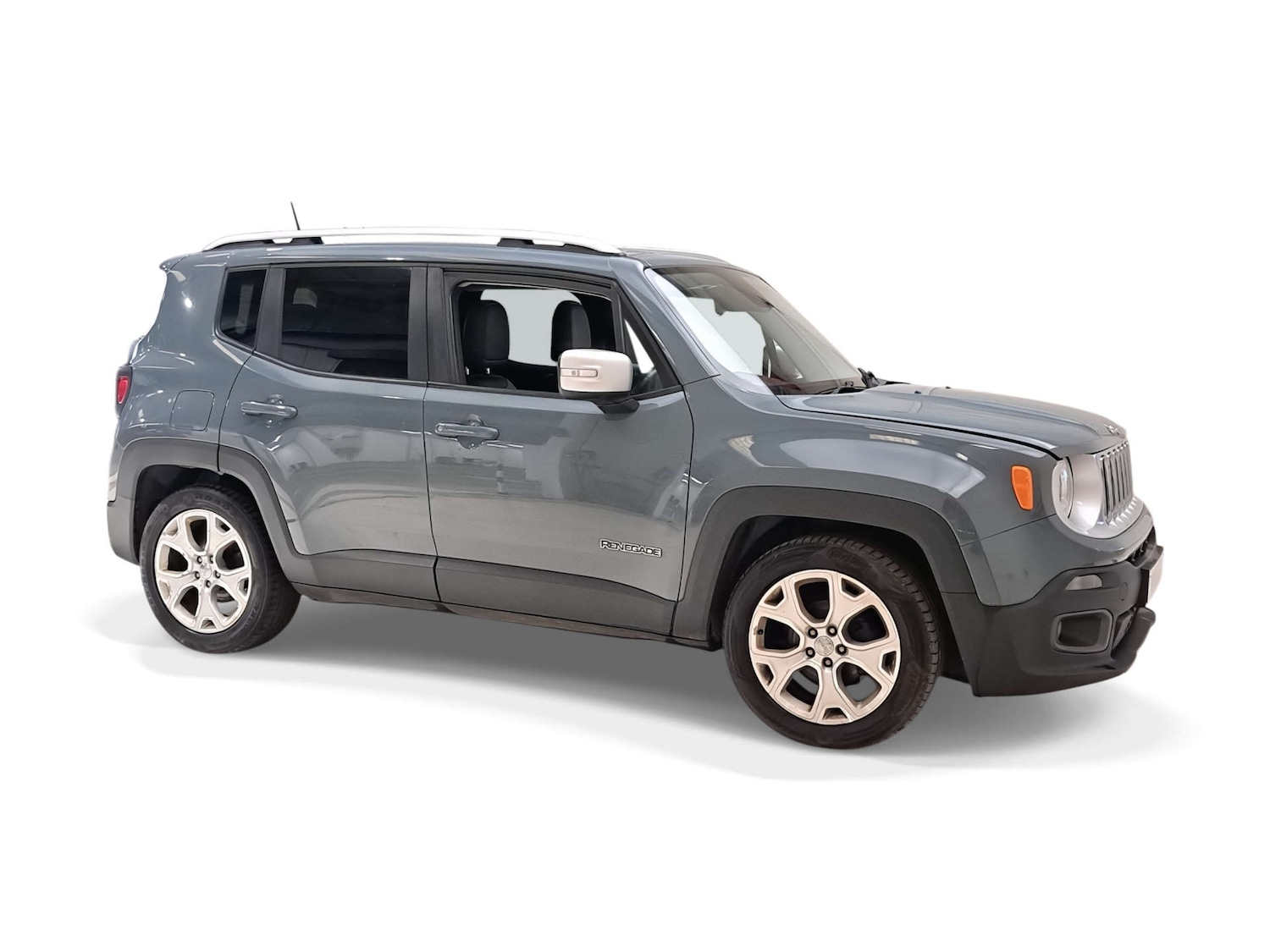Used Jeep Renegade 2016 for sale - 77998532: Photo 2