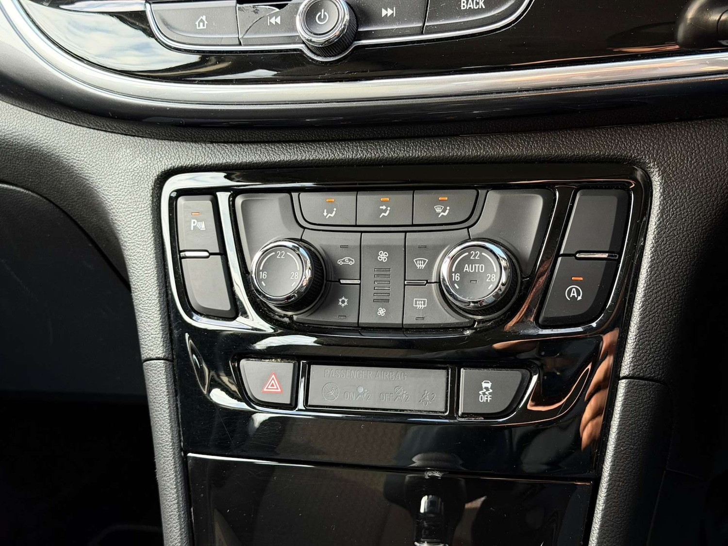 Used Vauxhall Mokka X 2019 for sale - 77437611: Photo 76