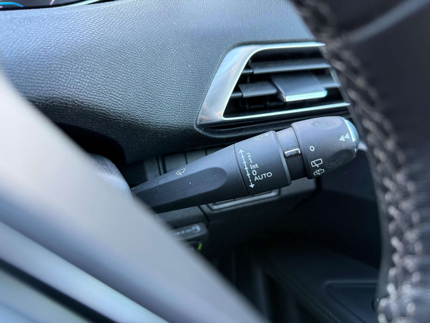 Used Peugeot 3008 2021 for sale - 77437649: Photo 37