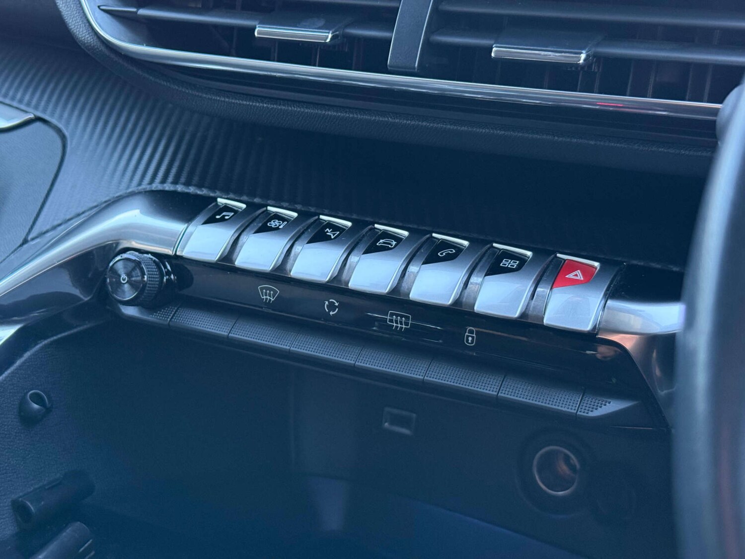 Used Peugeot 3008 2021 for sale - 77437649: Photo 79