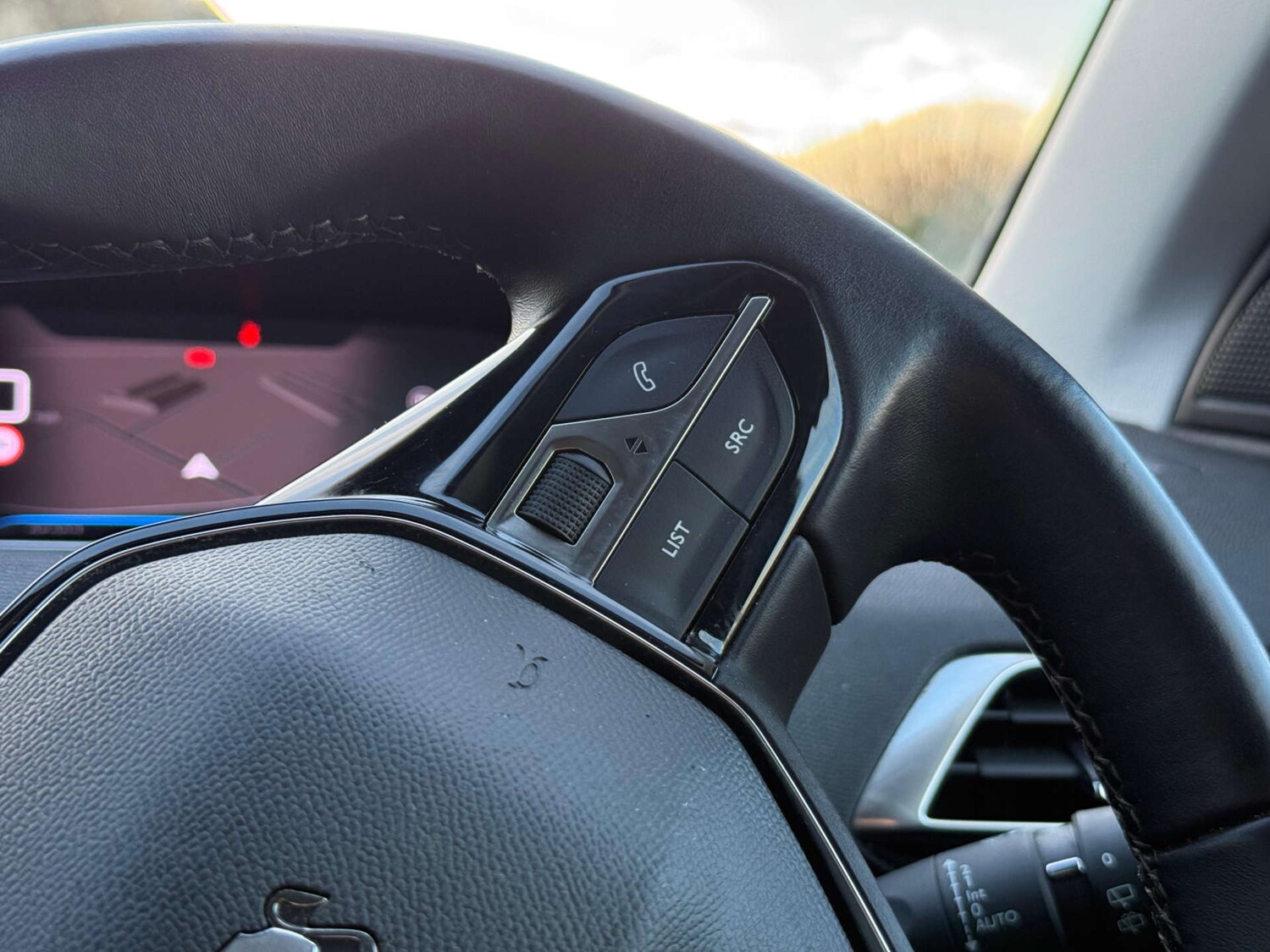 Used Peugeot 3008 2021 for sale - 77437649: Photo 81