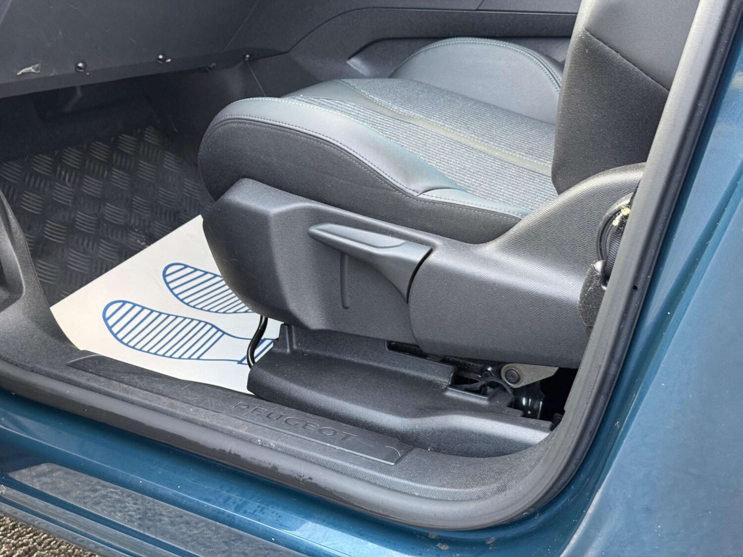 Used Peugeot 3008 2021 for sale - 77437649: Photo 84