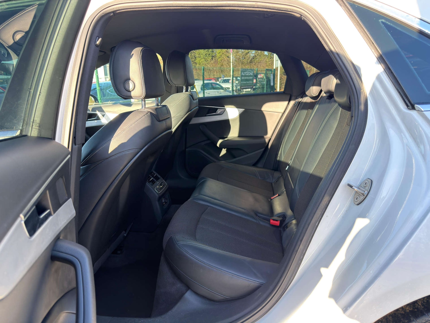 Used Audi A4 2016 for sale - 77437511: Photo 30