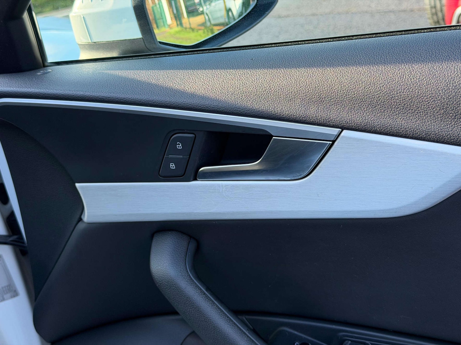 Used Audi A4 2016 for sale - 77437511: Photo 43