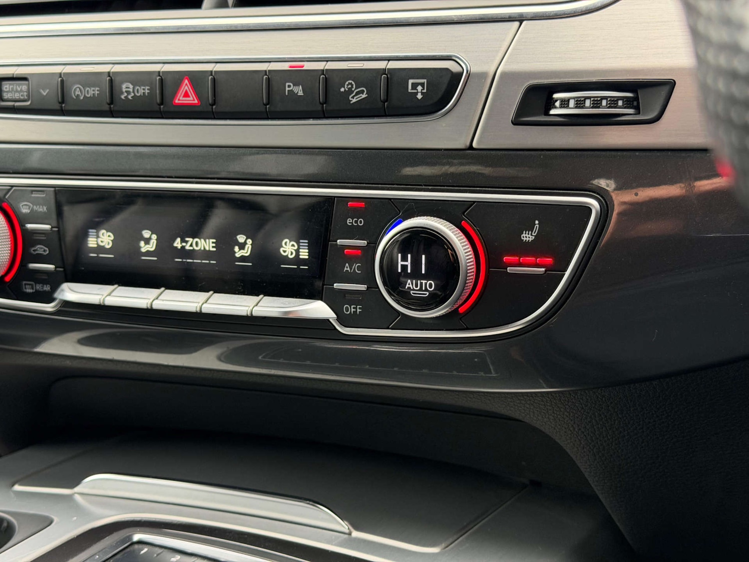 Used Audi Q7 2017 for sale - 77564304: Photo 36