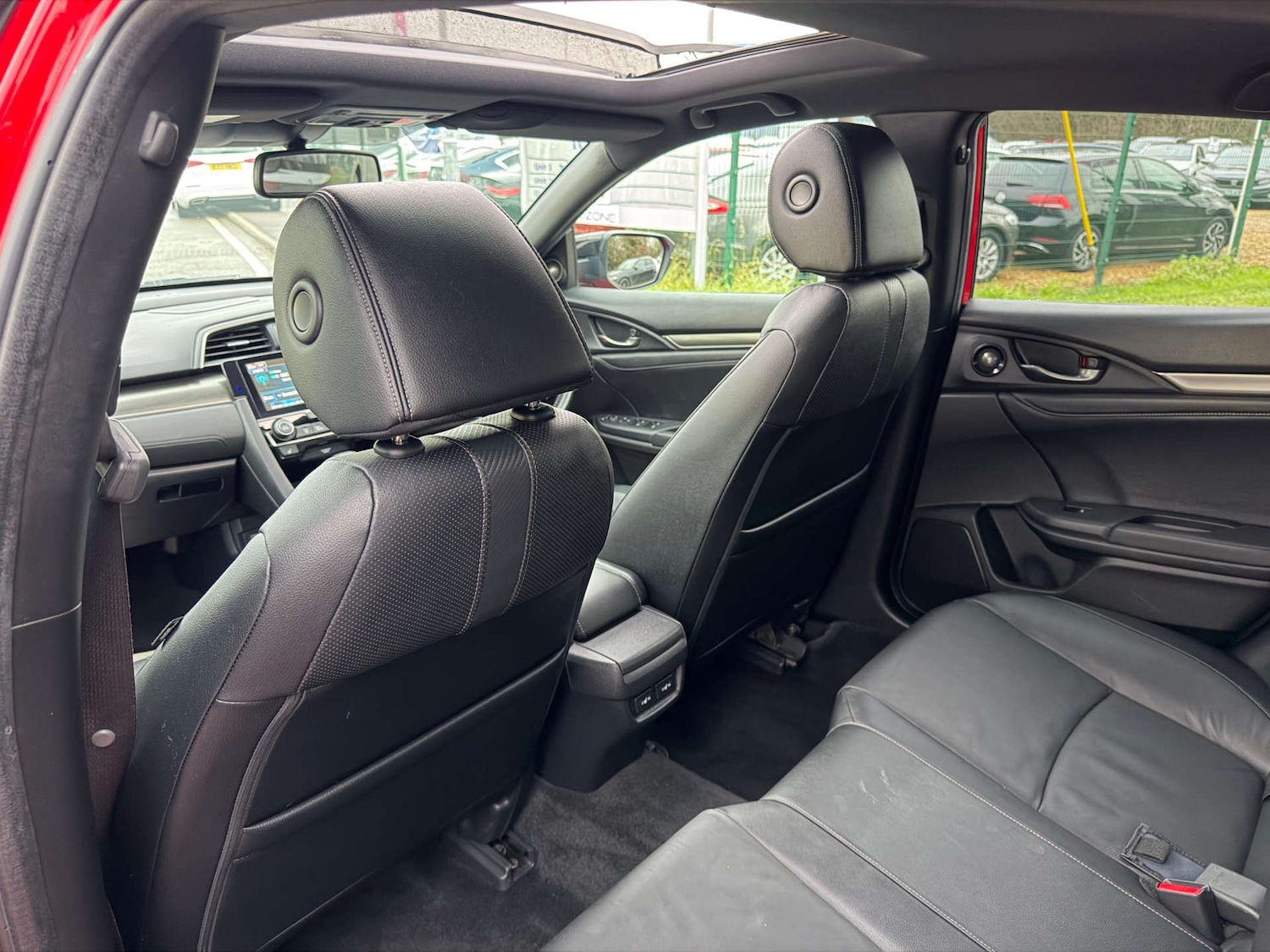 Used Honda Civic 2018 for sale - 77437466: Photo 33