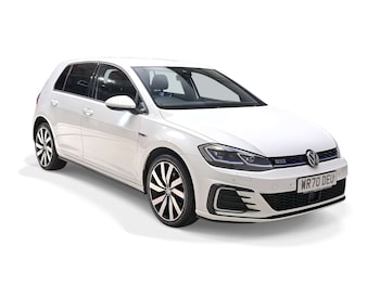 Used Volkswagen Golf 2020 for sale - 77581103: Photo