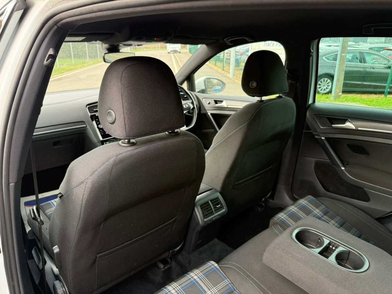 Used Volkswagen Golf 2020 for sale - 77581103: Photo 32