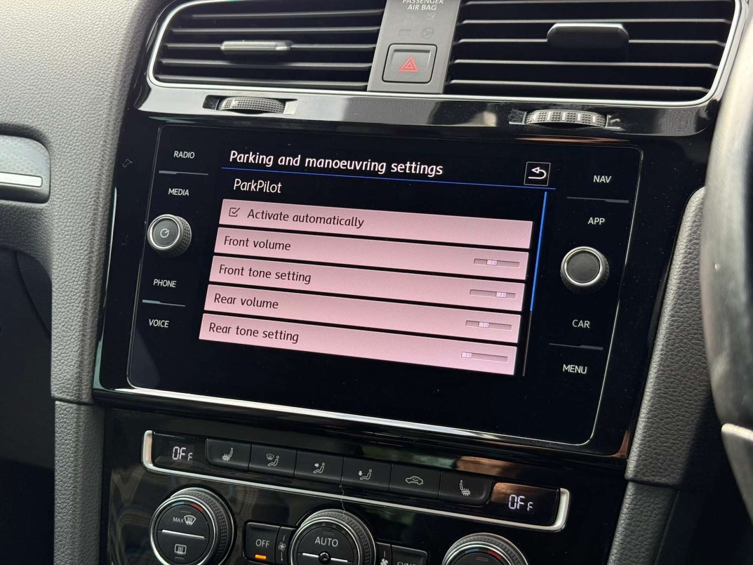 Used Volkswagen Golf 2020 for sale - 77581103: Photo 54