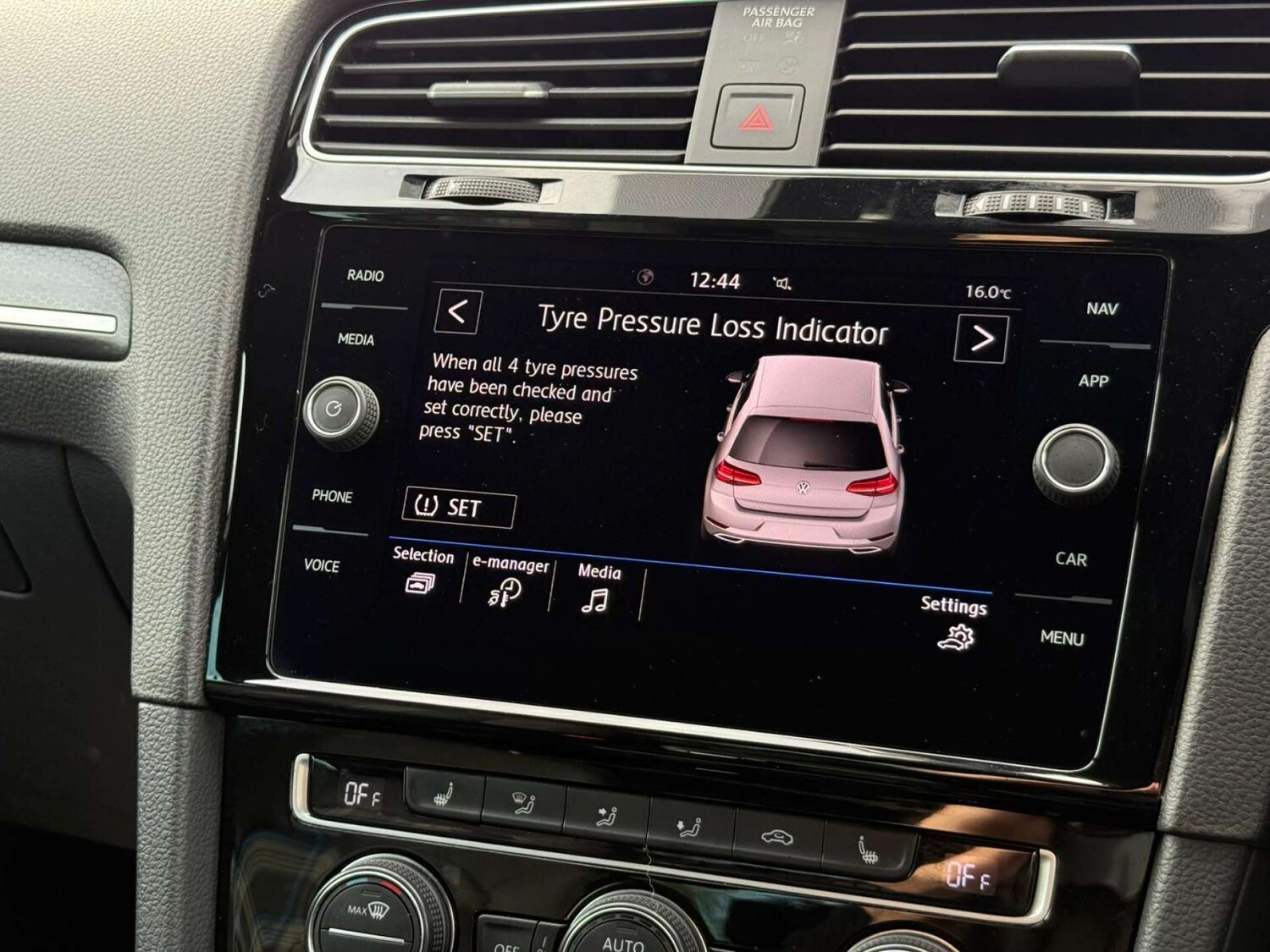 Used Volkswagen Golf 2020 for sale - 77581103: Photo 59