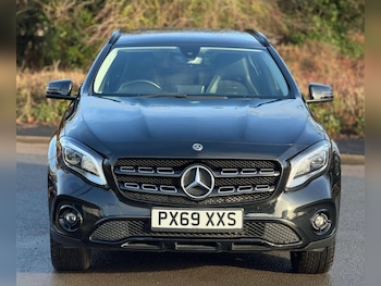 Used Mercedes-Benz GLA 2019 for sale - 77437564: Photo