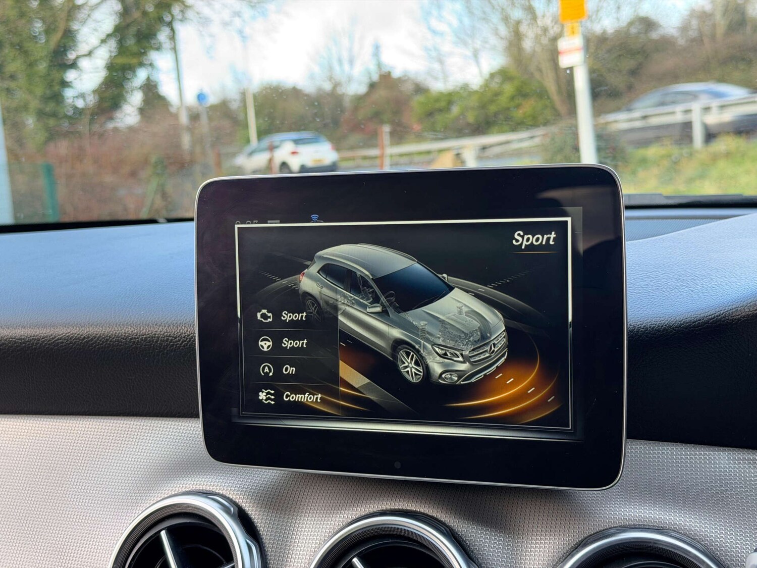 Used Mercedes-Benz GLA 2019 for sale - 77437564: Photo 49