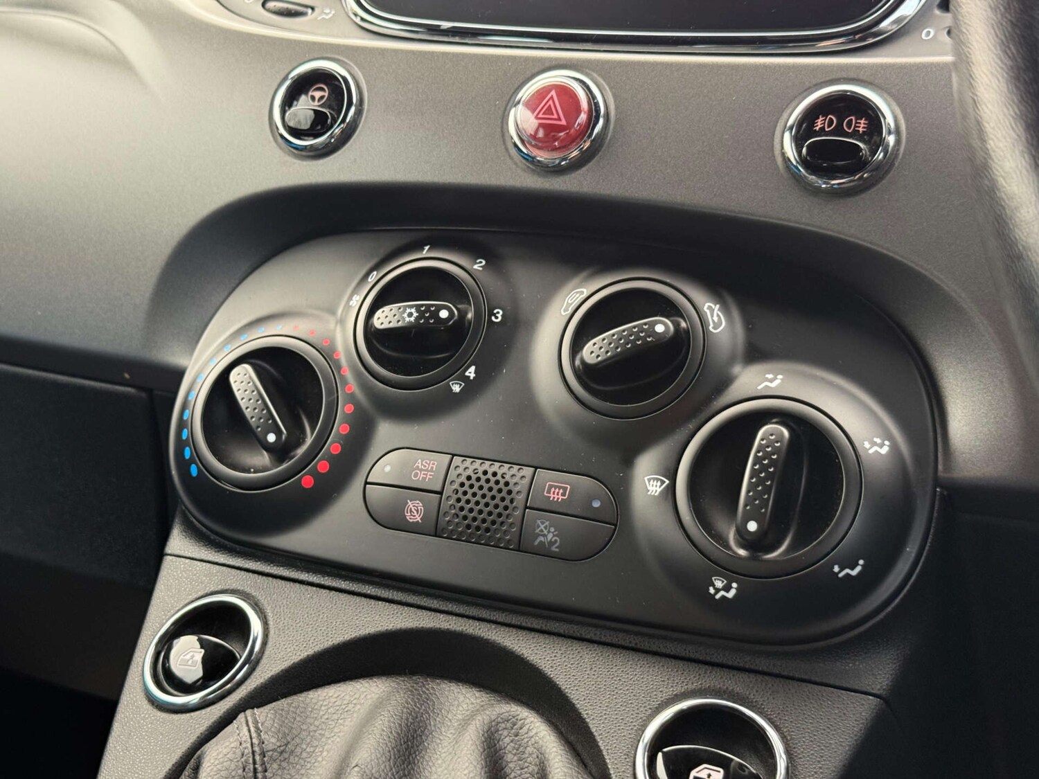 Used Fiat 500 2017 for sale - 77437529: Photo 65