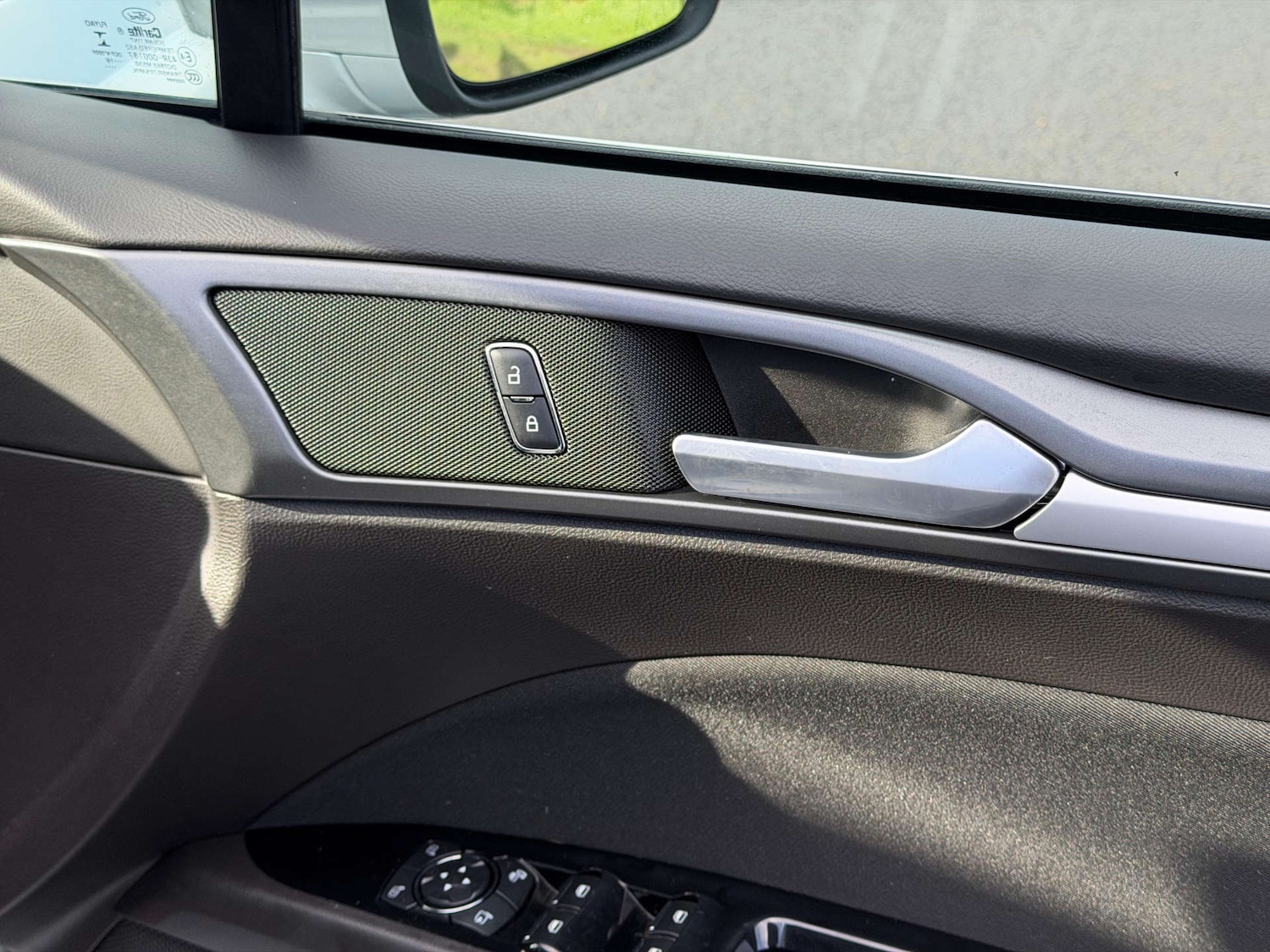 Used Ford Mondeo 2017 for sale - 77437584: Photo 38