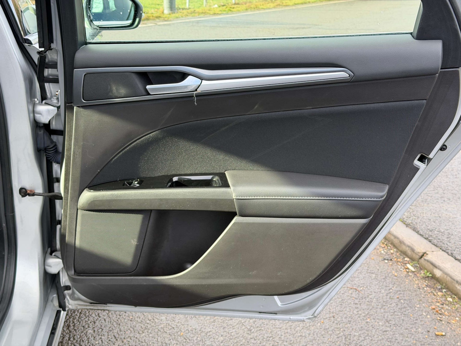 Used Ford Mondeo 2017 for sale - 77437584: Photo 43