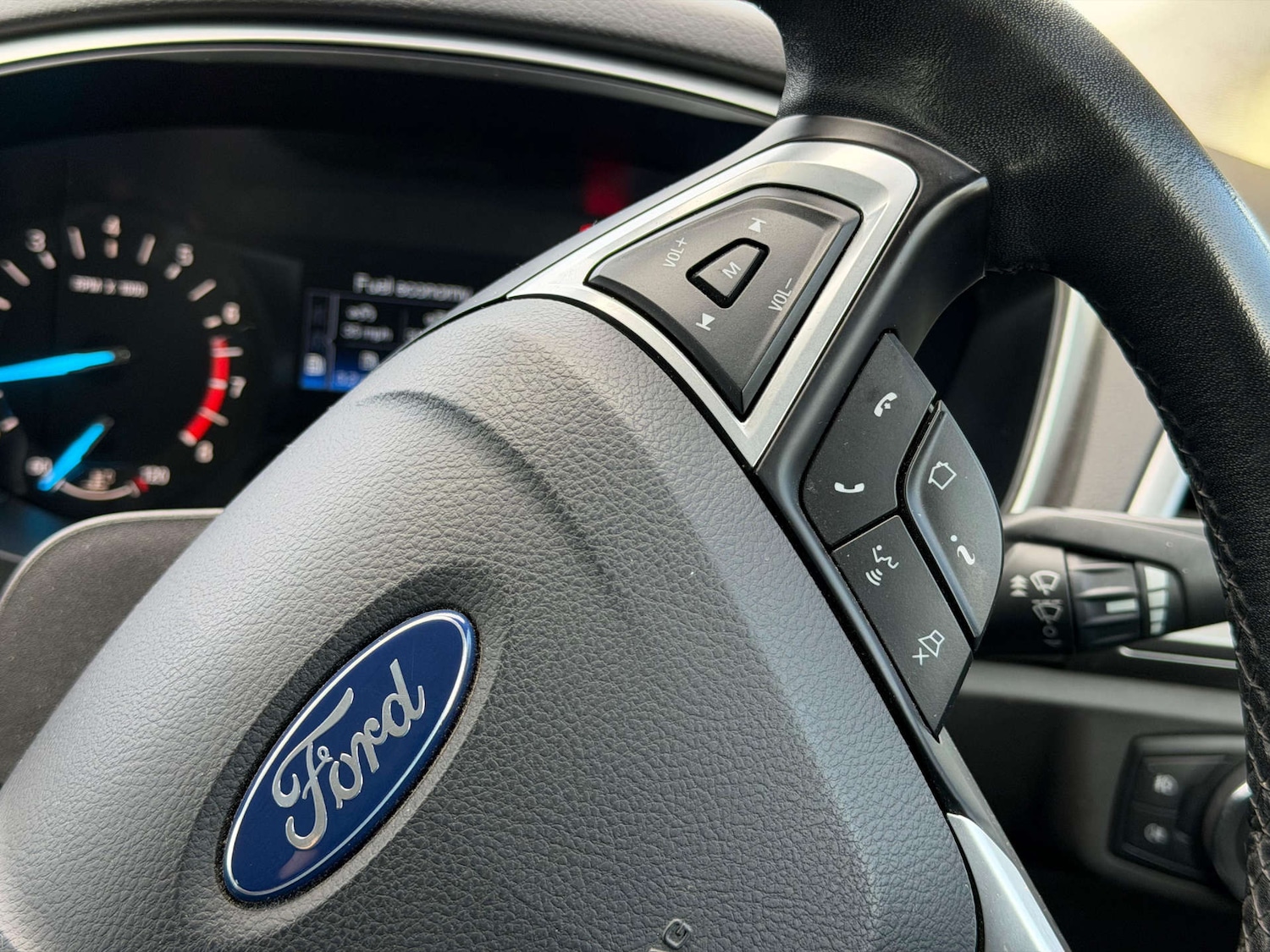 Used Ford Mondeo 2017 for sale - 77437584: Photo 58