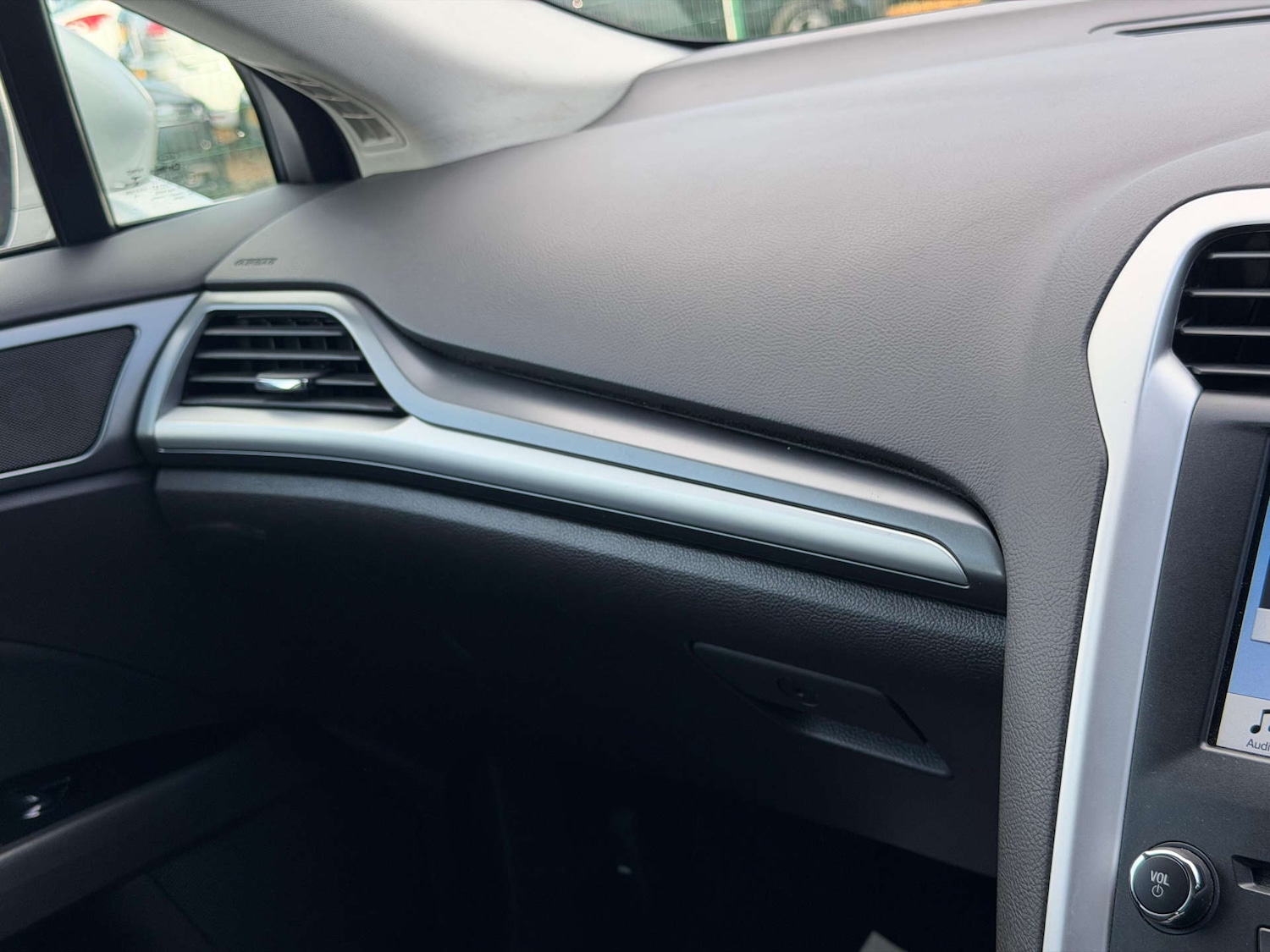 Used Ford Mondeo 2017 for sale - 77437584: Photo 68