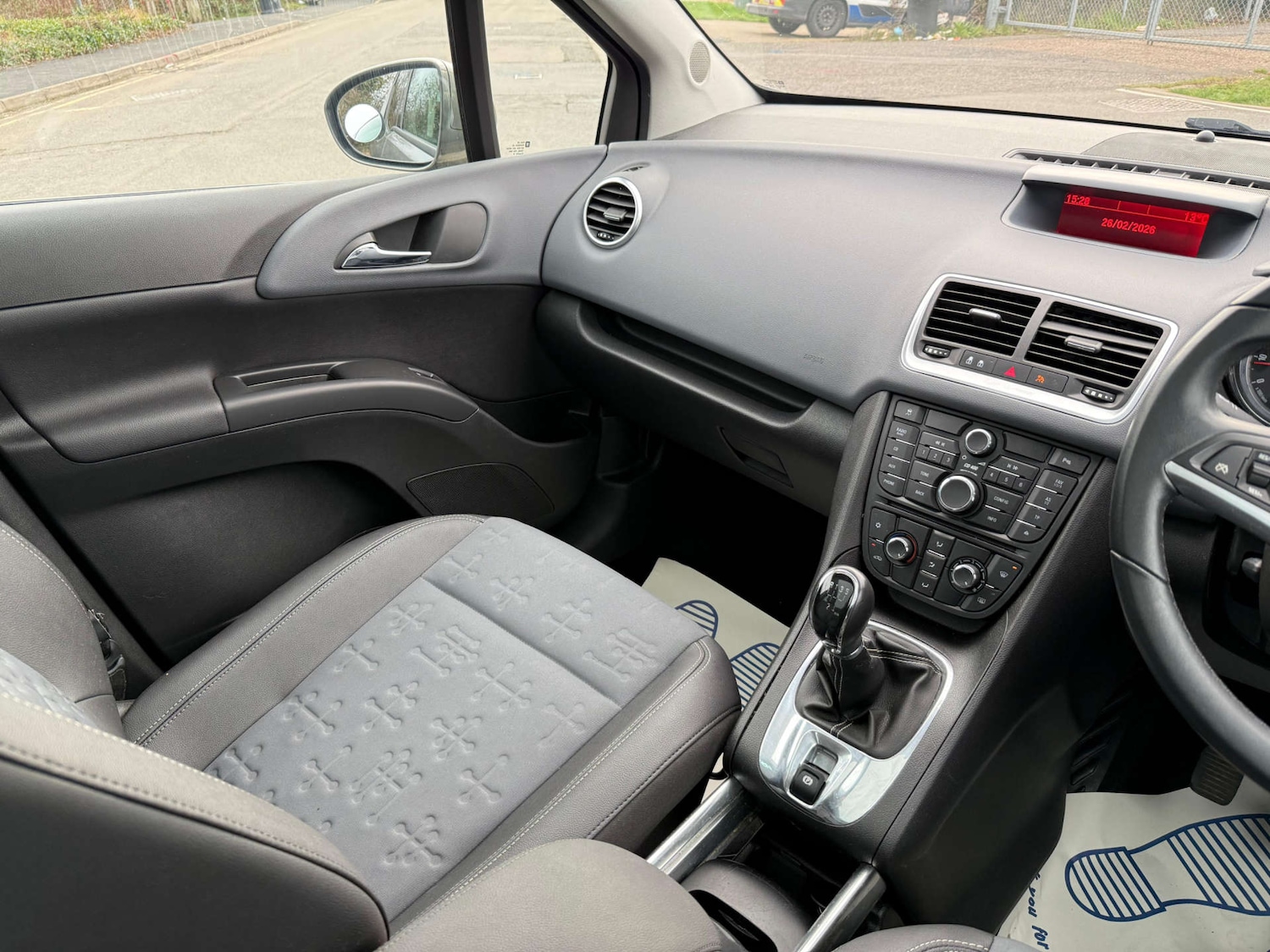 Used Vauxhall Meriva 2011 for sale - 77697450: Photo 24