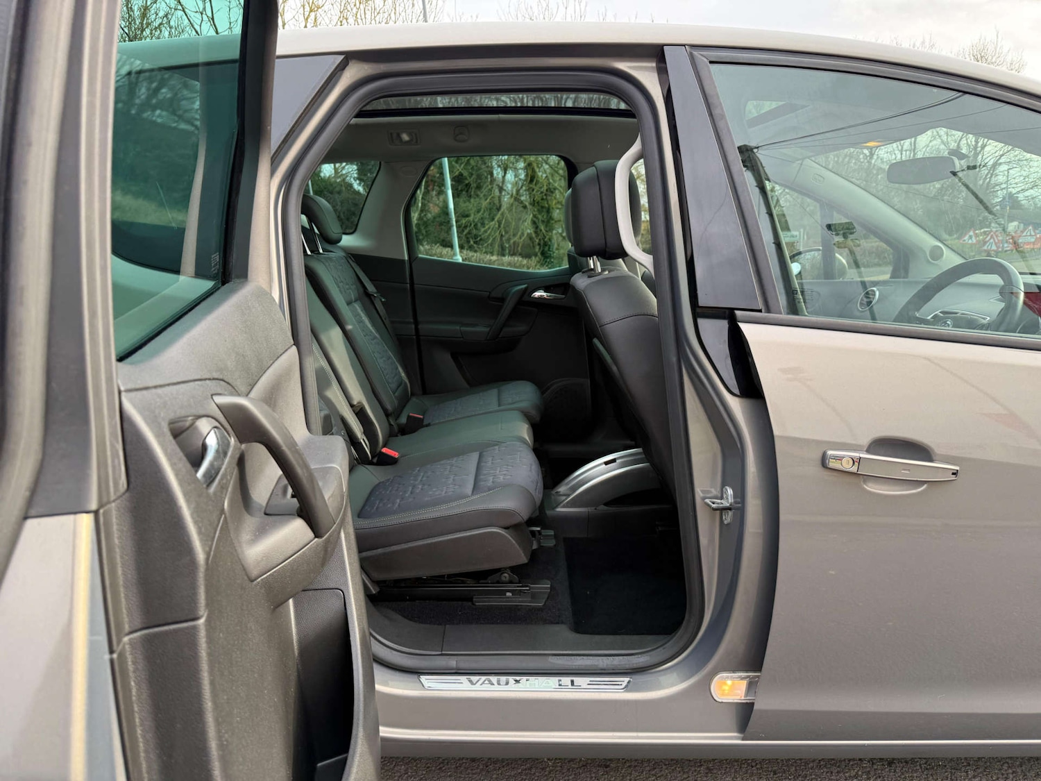 Used Vauxhall Meriva 2011 for sale - 77697450: Photo 34