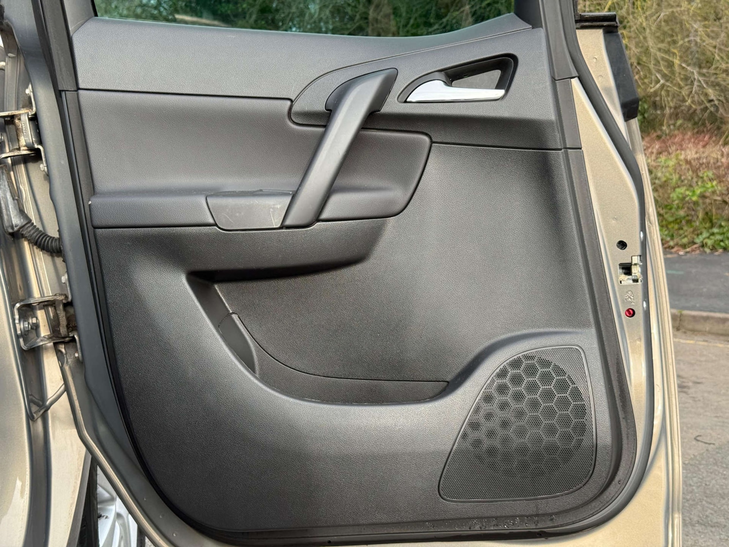 Used Vauxhall Meriva 2011 for sale - 77697450: Photo 44