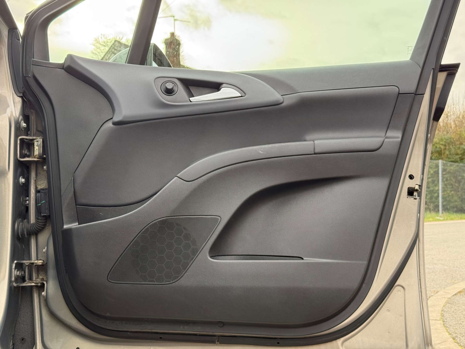 Used Vauxhall Meriva 2011 for sale - 77697450: Photo 48