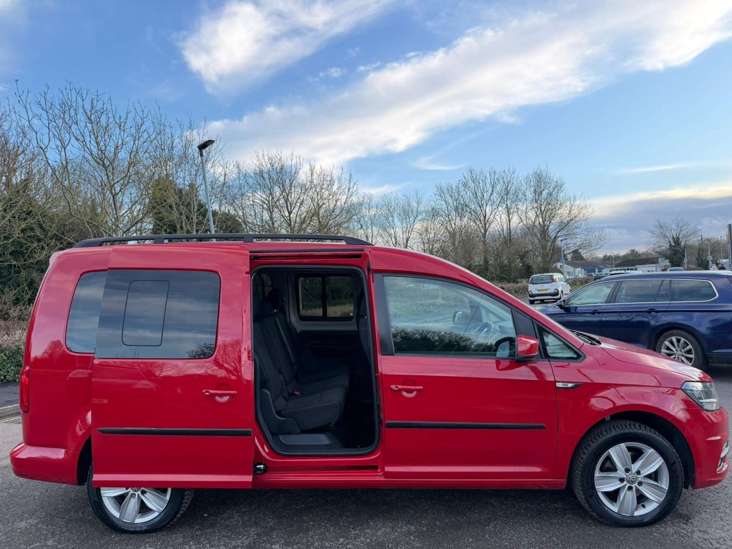 Used Volkswagen Caddy Maxi Life 2018 for sale - 77437540: Photo 11