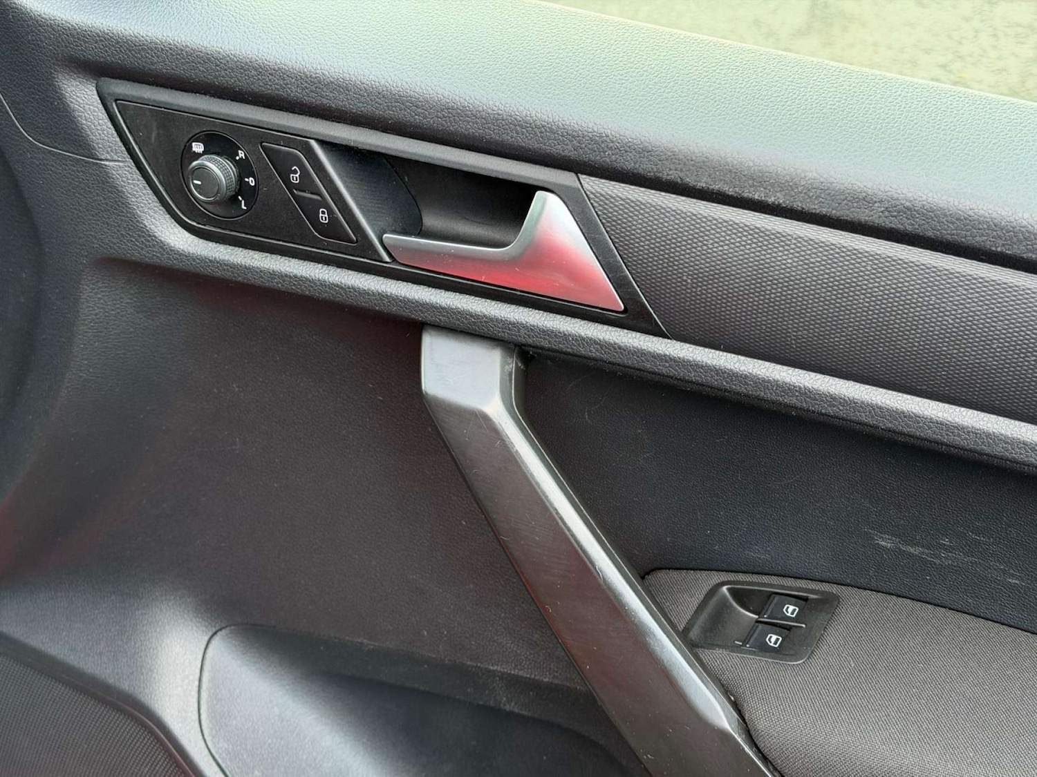 Used Volkswagen Caddy Maxi Life 2018 for sale - 77437540: Photo 37