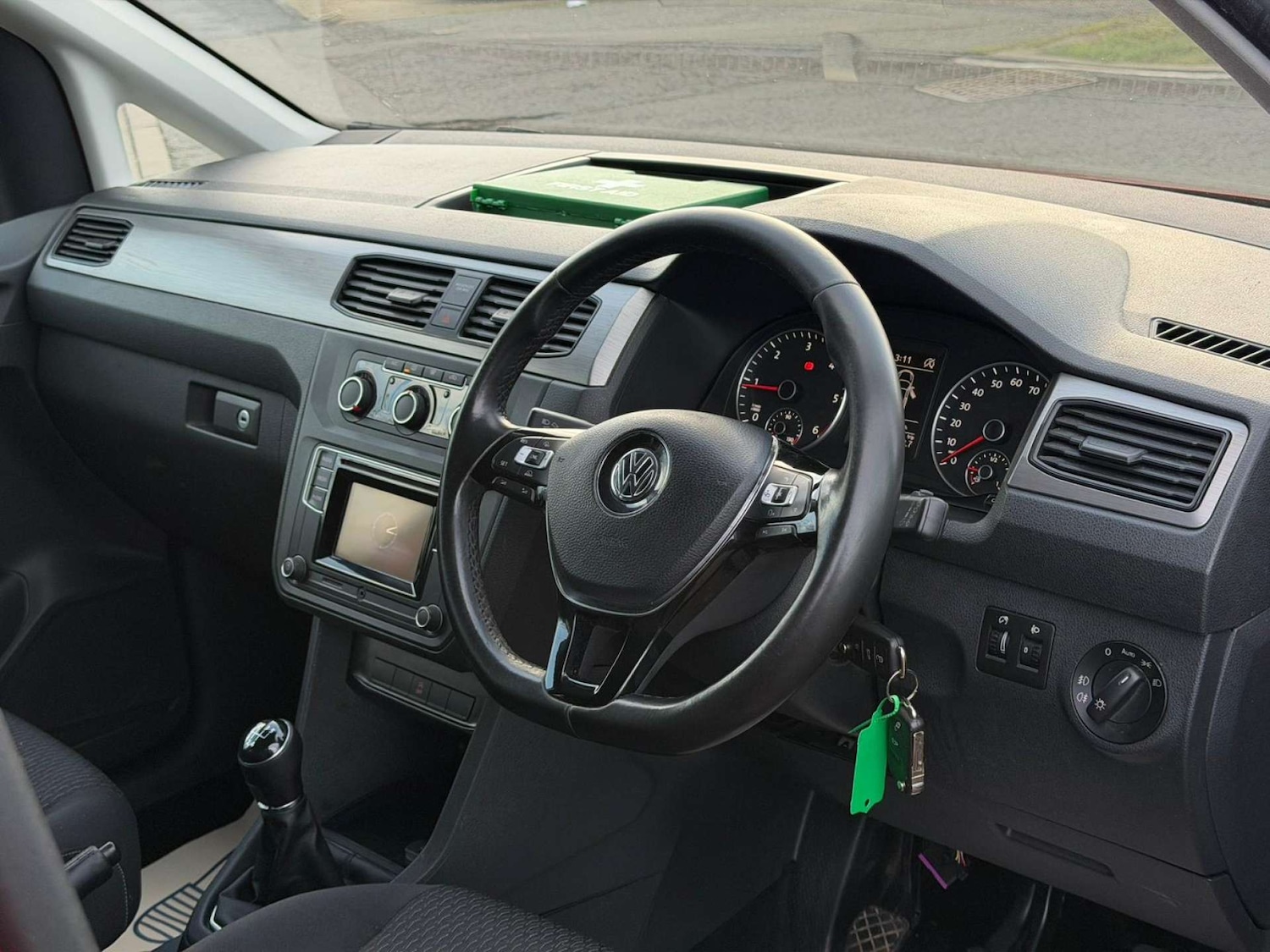 Used Volkswagen Caddy Maxi Life 2018 for sale - 77437540: Photo 71