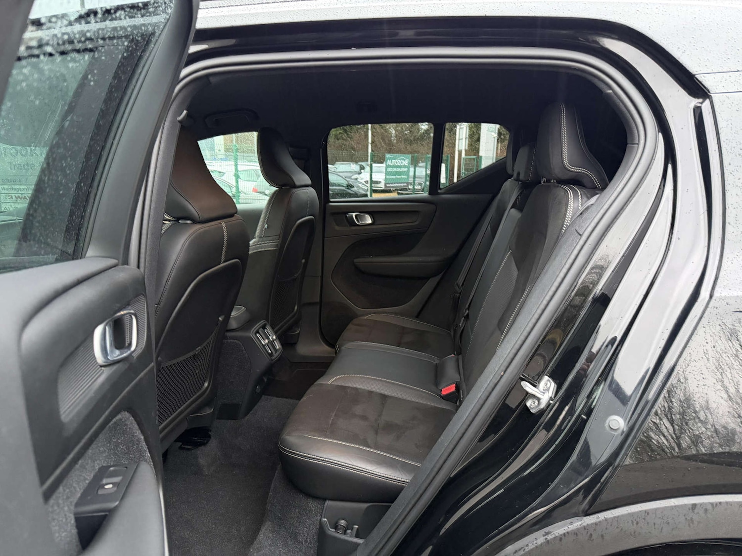 Used Volvo XC40 2019 for sale - 77437562: Photo 37