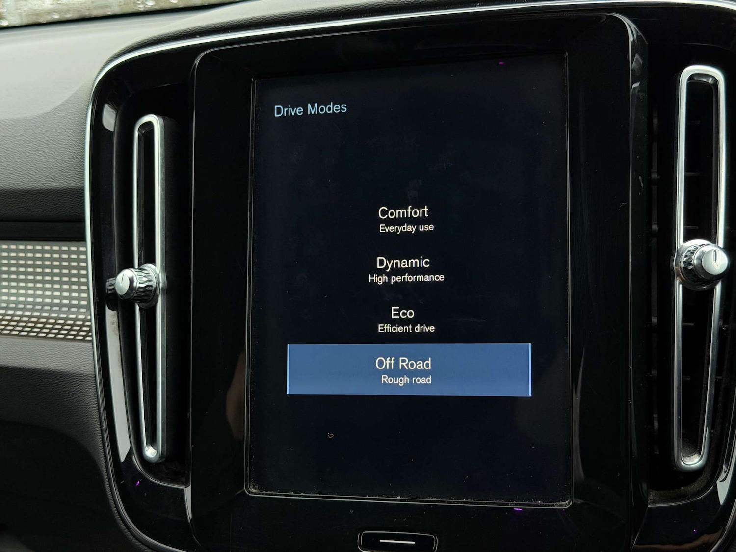 Used Volvo XC40 2019 for sale - 77437562: Photo 59