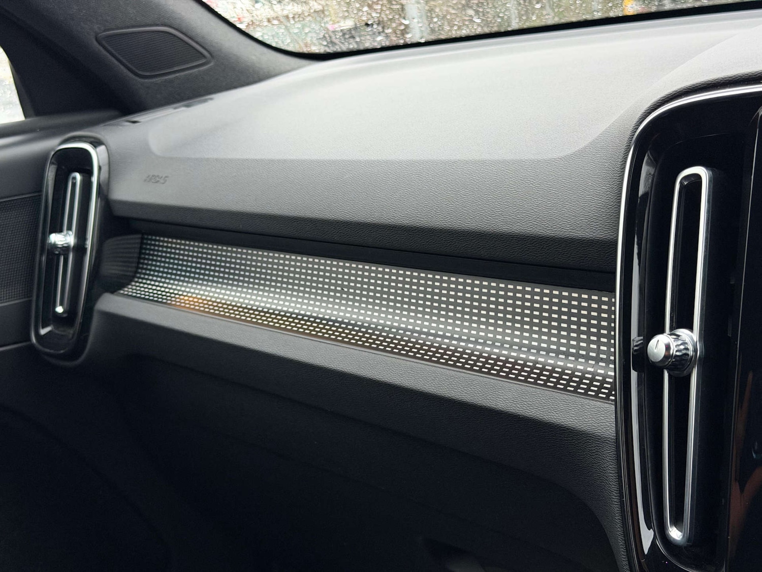 Used Volvo XC40 2019 for sale - 77437562: Photo 92